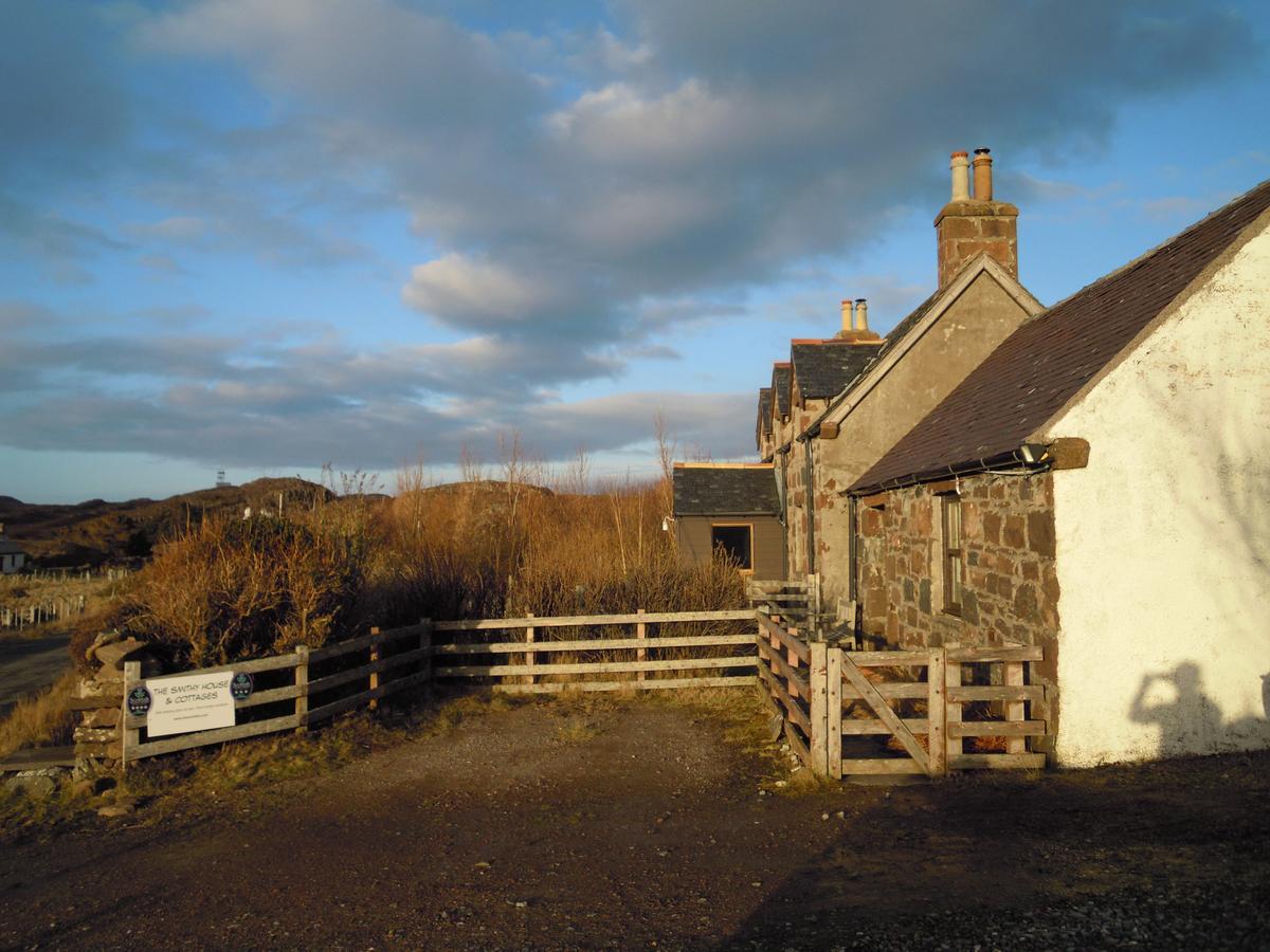 The Smithy House & Cottages Lochinver Extérieur photo